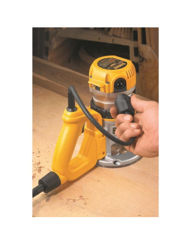 Router DEWALT DW618D 2.25 HP Mango D Velocidad Variable