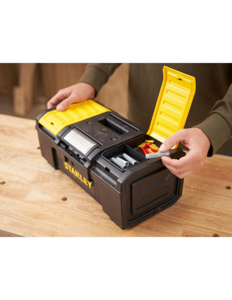 Caja de herramientas STANLEY 16" (40.64 cm) con organizadores Caja de herramientas STANLEY 16" (40.64 cm) con organizadores