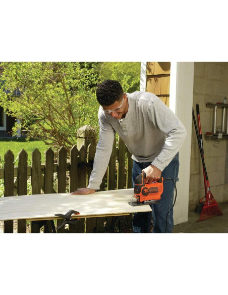 Sierra de Vaivén Eléctrica BLACK+DECKER BDEJS600C 5A 3000SPM Sierra de Vaivén Eléctrica BLACK+DECKER BDEJS600C 5A 3000SPM