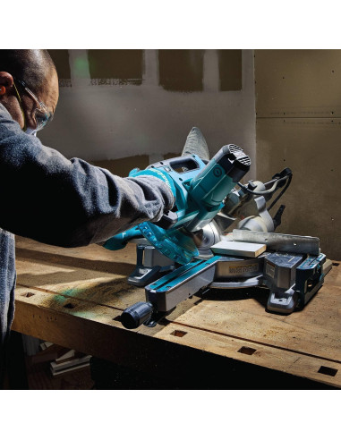 Sierra Ingletadora Deslizante Makita LS0816F 8-1/2" 10.5 AMP