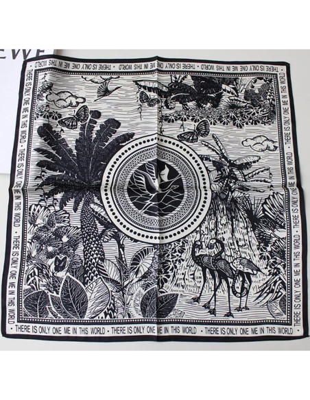 Bufanda de Seda de Morera JERLA 53x53cm Diseño Mariposa Negra Bufanda de Seda de Morera JERLA 53x53cm Diseño Mariposa Negra
