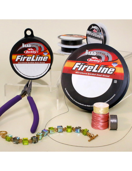 Hilo trenzado Fireline The Beadsmith 4lb 125 yardas gris humo Hilo trenzado Fireline The Beadsmith 4lb 125 yardas gris humo