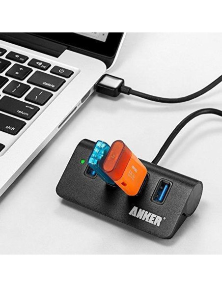 Hub USB 3.0 Anker de Aluminio 4 Puertos Portátil Negro Hub USB 3.0 Anker de Aluminio 4 Puertos Portátil Negro