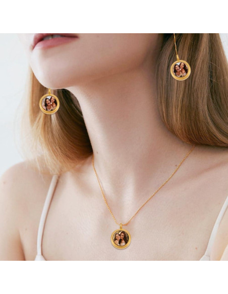 Collar de Charms Redondos DELORIGIN con Locket de Acero Inoxidable Collar de Charms Redondos DELORIGIN con Locket de Acero Inoxidable