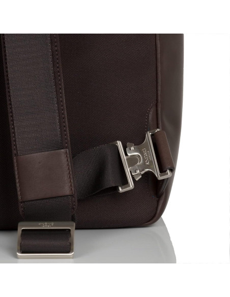 Mochila de Cuero KNOMO Dale para Laptop 16" Marrón Mochila de Cuero KNOMO Dale para Laptop 16" Marrón