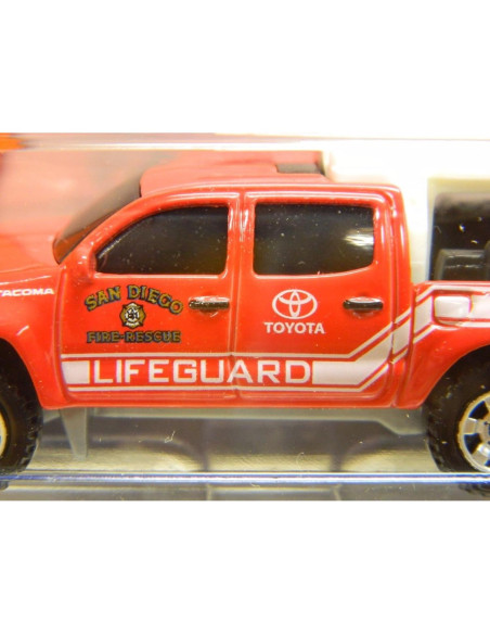 Matchbox Toyota Tacoma Camión de Rescate Bomberos 2016 Matchbox Toyota Tacoma Camión de Rescate Bomberos 2016