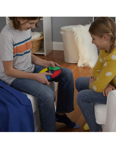 Juego Electrónico Simon Hasbro Portátil con Luces y Sonidos