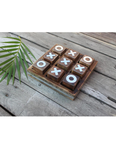 Juego de Tres en Raya de Madera Quemada | Decoración y Diversión