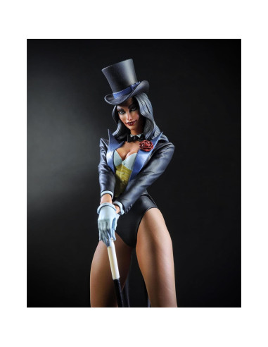 Estatua Zatanna McFarlane Toys 1:8 J. Scott Campbell