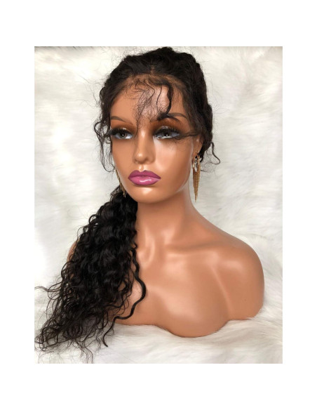 Cabeza de maniquí femenino Voloria con hombros y maquillaje Cabeza de maniquí femenino Voloria con hombros y maquillaje