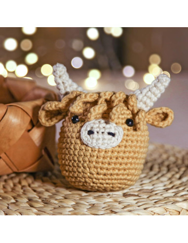 Kit de Crochet para Principiantes CrochetBox Vaca Amigurumi