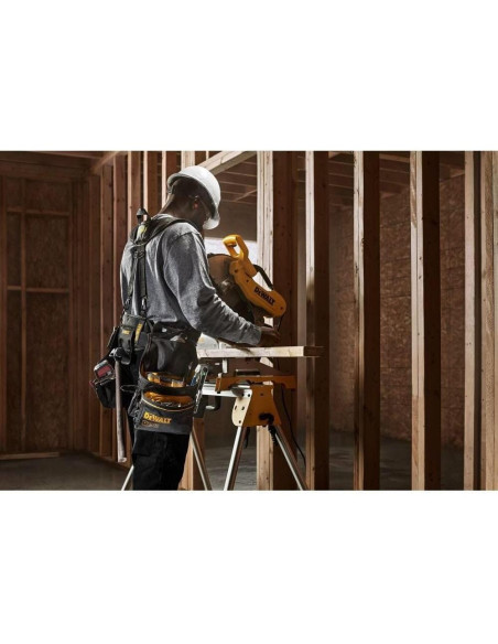 Organizador de Cinturón DEWALT con 25 Bolsillos y Tirantes Organizador de Cinturón DEWALT con 25 Bolsillos y Tirantes