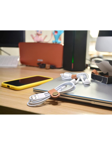 Organizador de Cables CAILLU de Cuero Marrón Claro - 5 Piezas Organizador de Cables CAILLU de Cuero Marrón Claro - 5 Piezas