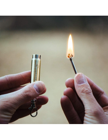 Encendedor Permanente SURVIVE Bullet Metal Llavero Compacto